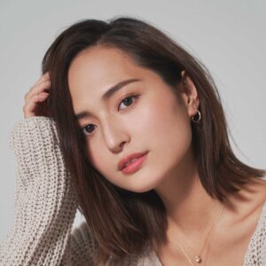 山賀琴子