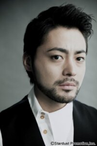 中学生でスカウトの芸能人　山田孝之