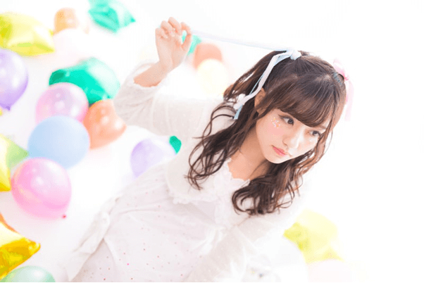 アイドルオーディションを受ける女の子